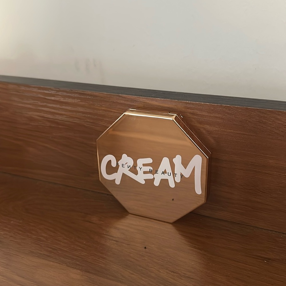 Brand New Fenty Beauty Cream Bronzer cream Macchiato 03